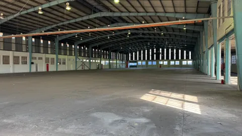 32 Monteer St, Isando - Industrial Property Availbale To Let in Isando to Let 5000m² (18)